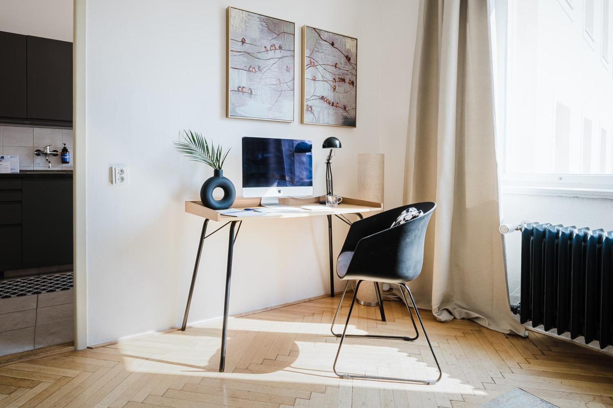 Prague Days - 1Bdr - Workspace - Netflix - New Town エクステリア 写真